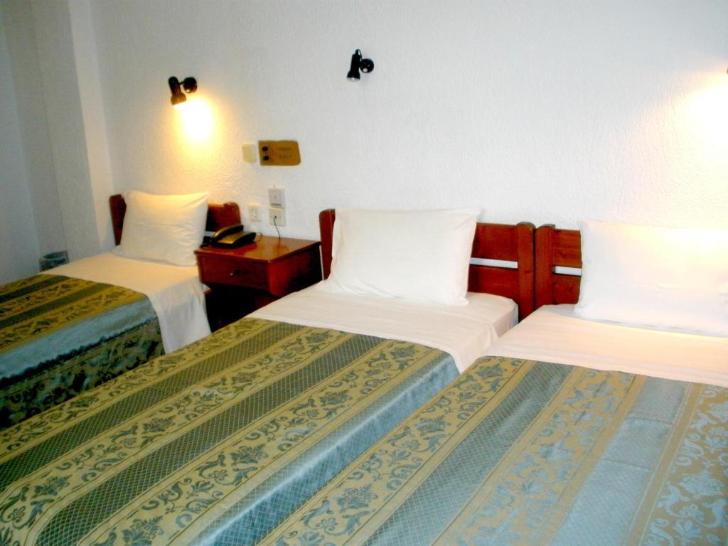 Afroditi Panormos  Room photo